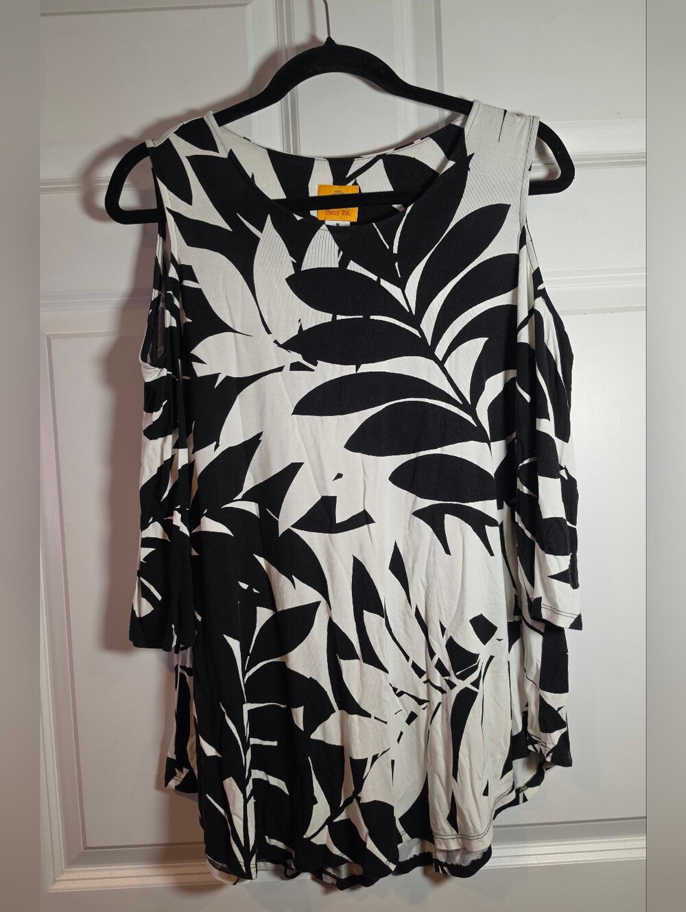 Ruby Rd Black & White Floral Cold-Shoulder Women's Top M